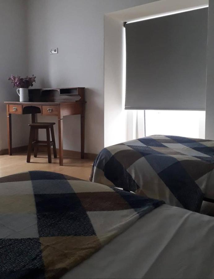 Quarto Duplo com Casa de Banho Partilhada